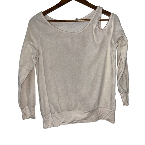 Young, Fabulous & Broke Jacee Top in Solid Cream SIZE SMALL - Picture 2 of 8